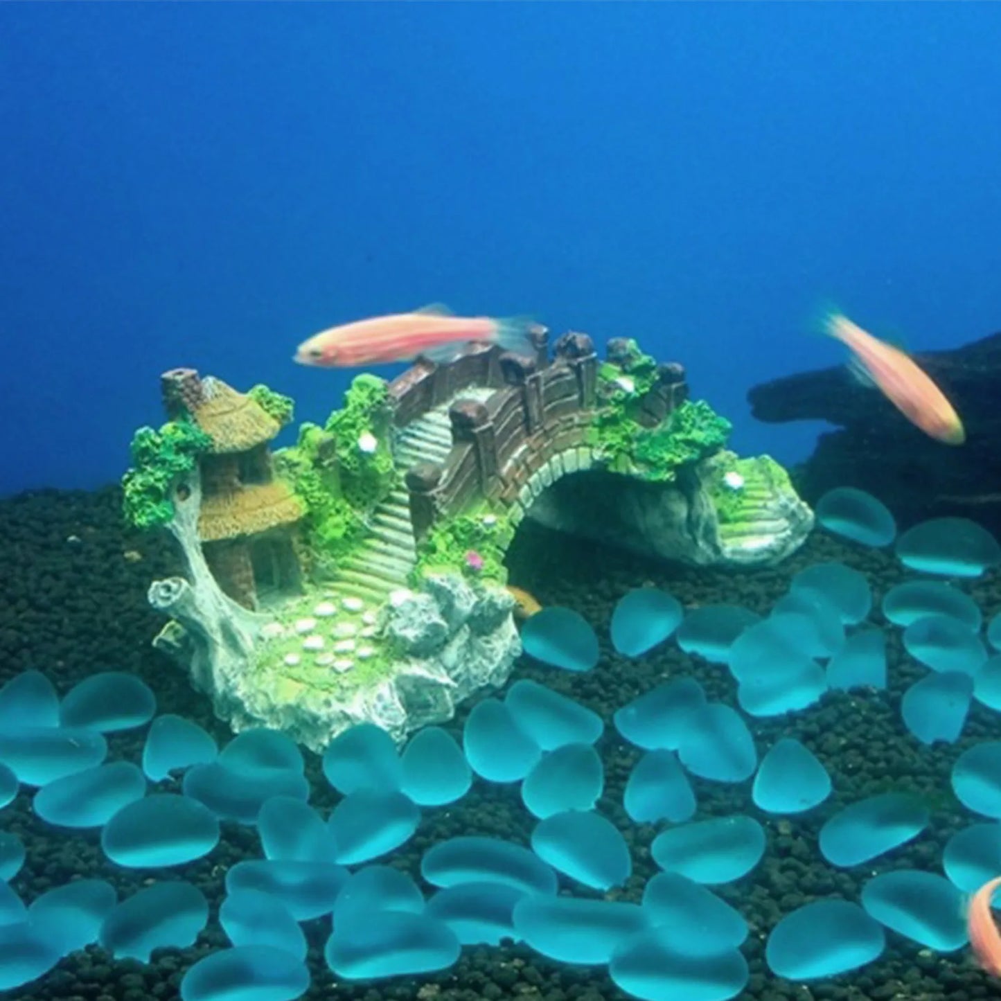 🐠 Fish Tank Resin Bridge – Elegant Underwater Decor